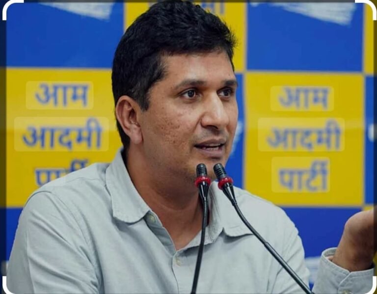 जो वित्त सचिव 10 हजार करोड़ रुपए उधार लेने के ‘‘आप’’ सरकार के प्रस्ताव का विरोध किए थे, वही अब 15 हजार करोड़ कर्ज लेने की बात कह रहे- सौरभ भारद्वाज