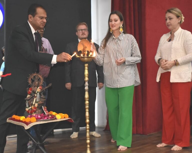 इंद्रप्रस्थ इंजीनियरिंग कॉलेज में दो दिवसीय अंतरराष्ट्रीय सम्मेलन में जुटे शिक्षाविद