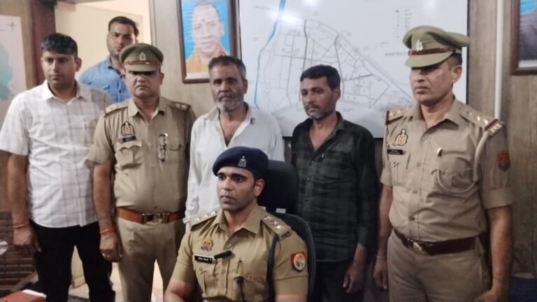 नकली सोना बेचकर असली जेवर और नकद लूटने वाले दो ठग गिरफ्तार