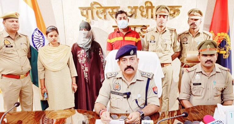महिला ने हनीट्रैप के जरिए किया डॉक्टर का इलाज ठगे 50 हजार रुपये