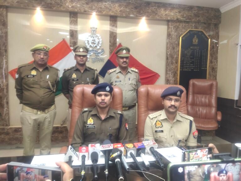 थाना परतापुर पुलिस द्वारा 03 नफर शातिर मोबाईल स्नैचर किये गिरफ्तार
