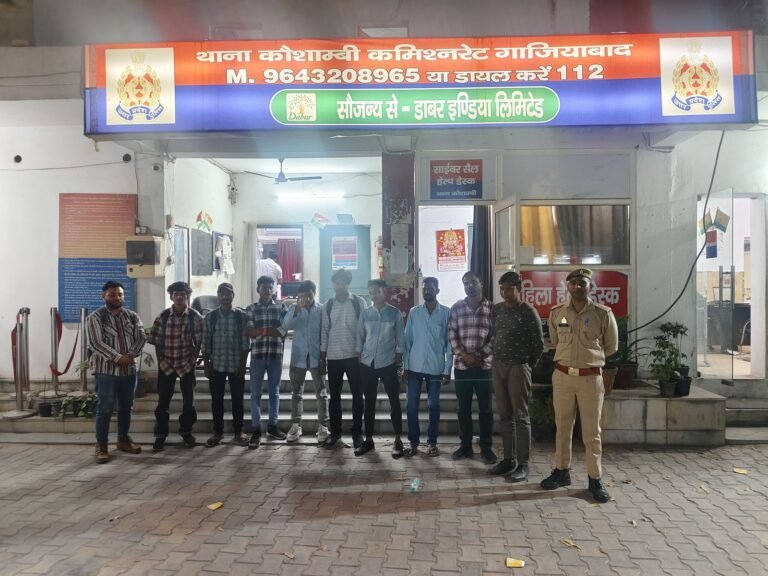 गाजियाबाद में खुले में शराब पीने वालों पर बड़ी कार्रवाई, 555 गिरफ्तार