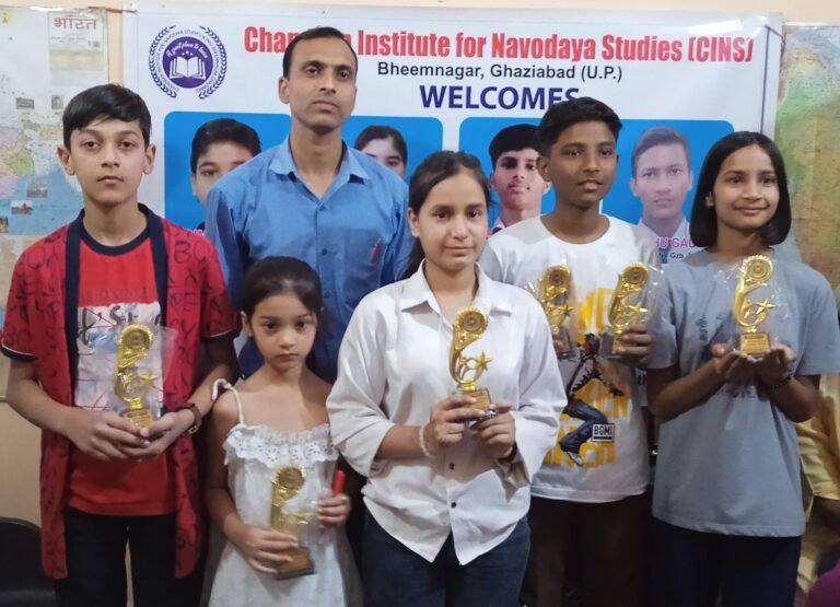 भीम नगर में मेधावी विद्यार्थियों का सम्मान