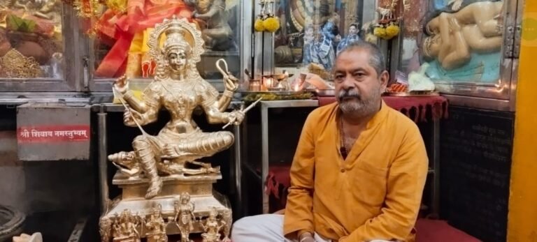 माता बगलामुखी धाम यज्ञशाला साकेत मेरठ मन्दिर में तीसरी महा विद्या षोडशी देवी की प्राण प्रतिष्ठा उपरांत होगी स्थापना