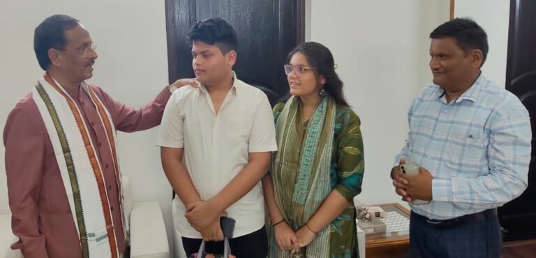 उप मुख्यमंत्री ने नैतिक को जन्मदिन पर दिया उज्ज्वल भविष्य का आशीर्वाद