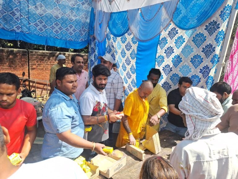 प्राचीन मां बगलामुखी धाम, पंचमुखी हनुमान मंदिर साकेत मेरठ में हनुमान जन्मोत्सव पर हुआ भव्य भंडारे और हवन का आयोजन
