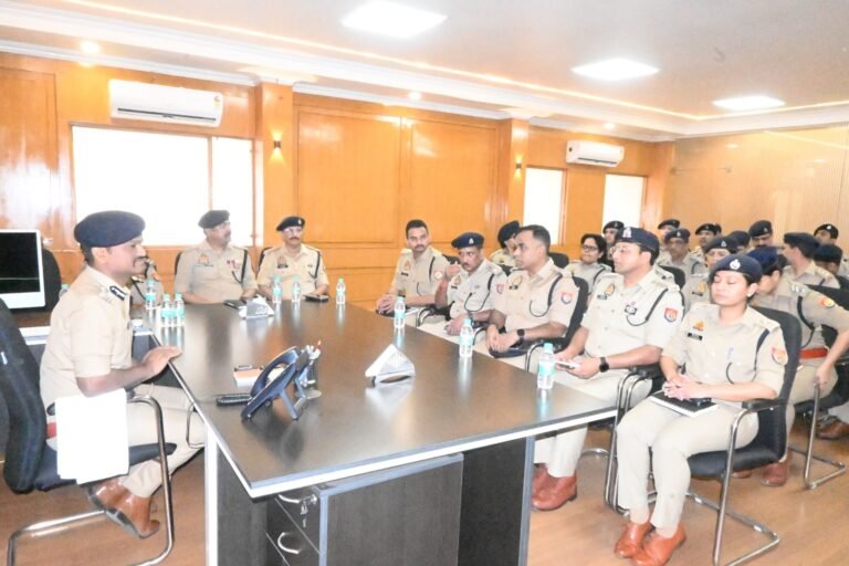 जे. रविंदर गोड बने गाजियाबाद के नए पुलिस कमिश्नर, सख्ती और अनुशासन का दिया संदेश
