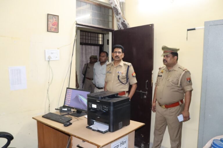 एसएसपी द्वारा पुलिस लाइन परिसर का किया गया भ्रमण