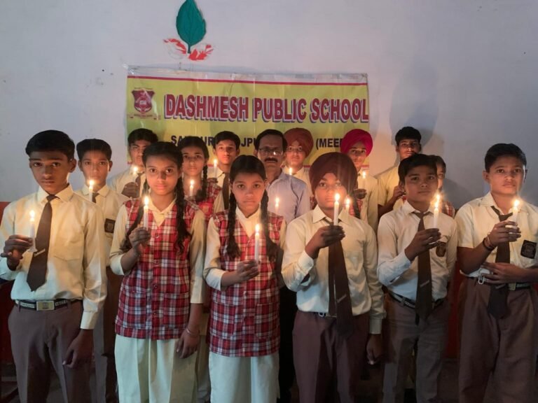 कश्मीर के पहलगाम में हुये आतंकवादी हमले में मारे गये निर्दोष नागरिको को दी श्रद्धांजलि