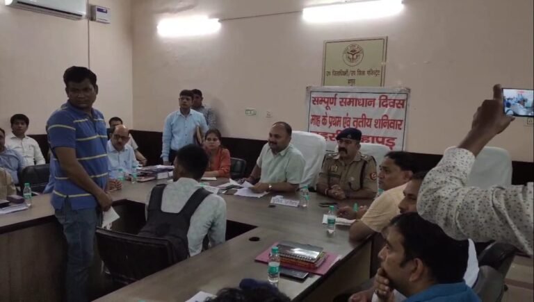 हापुड़, गढ़मुक्तेश्वर और धौलाना तीनों तहसीलों में संपूर्ण समाधान दिवस हुआ सम्पन्न