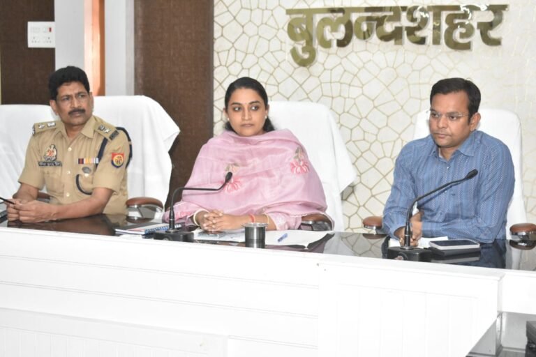 यातायात व्यवस्था सुचारू रूप से किये जाने के सम्बन्ध में हुई बैठक।