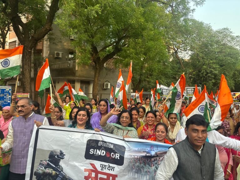 दिल्ली भाजपा ने आज उत्तर पश्चिम, नजफगढ़ और नई दिल्ली जिला में निकाली तिरंगा यात्रा