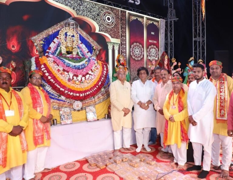 नौचंदी मेले में पहली बार हुआ भव्य श्री खाटू श्याम संकीर्तन, भक्तिमय वातावरण में झूमे श्रद्धालु