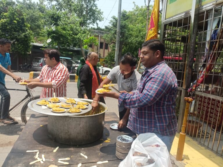 शनि जयंती और वट अमावस्या पर शनि देव, भैरव महाराज, शनि शिला पर पंचामृत से अभिषेक कर हवन व भंडारे का आयोजन किया गया