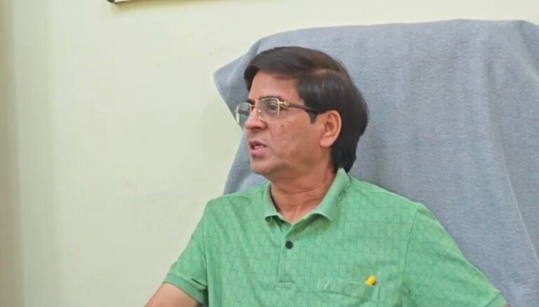 कुमार विश्वास के भाई CCSU के प्रोफेसर बोले अब तक मिल चुकी है तीस साल में दस बार धमकी, उन्हें जान की फ़िक्र