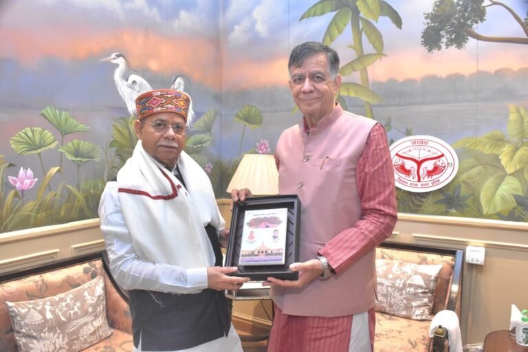 स्पीकर की मेज़बानी, राज्यपाल का राजसी अंदाज़ हुआ स्वागत