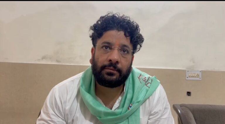 देशद्रोह के मुकदमे पर बोला कांग्रेसी नेता: “समय बदलेगा, न्यायालय से मिलेगी राहत”