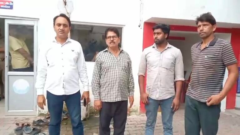 मेरठ में ‘उदयपुर फाइल्स’ फिल्म का पोस्टर जलाने का वीडियो वायरल, पार्षद समेत चार गिरफ्तार