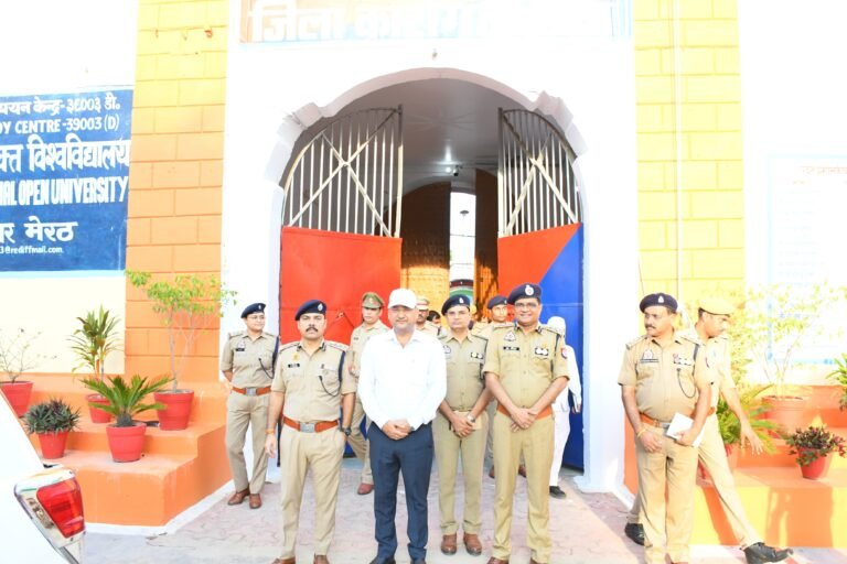 जिलाधिकारी व एसएसपी ने किया जिला कारागार का निरीक्षण