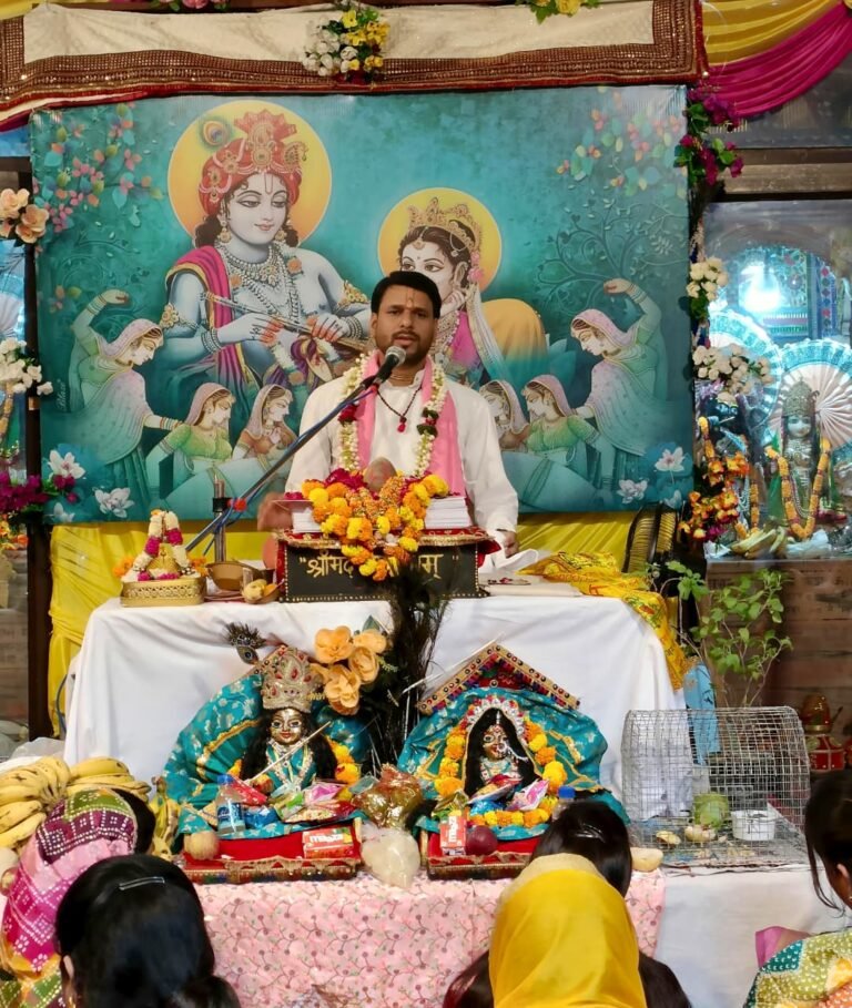“श्रीमद भागवत कथा” के तृतीय दिवस पर भक्तिरस से सराबोर हुआ वातावरण