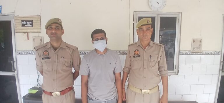 ऑपरेशन साइबर वज्र के तहत पुलिस की संयुक्त कार्रवाई