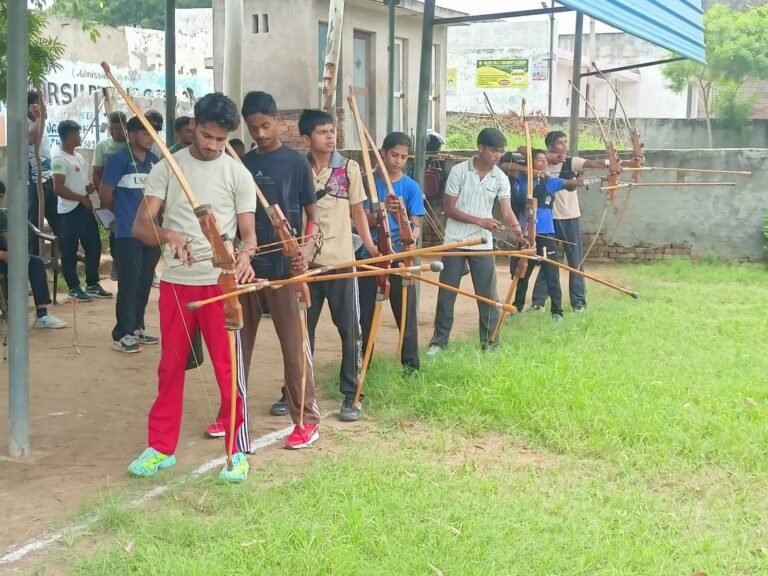 मेरठ में जिला स्तरीय विद्यालय तीरंदाजी प्रतियोगिता संपन्न, उत्कृष्ट प्रदर्शन करने वाले खिलाड़ियों का मंडलीय प्रतियोगिता के लिए चयन