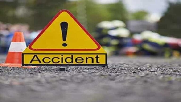 NH-9 पर रोडवेज बस से टकराई बाइक, पति की मौत; पत्नी गंभीर घायल