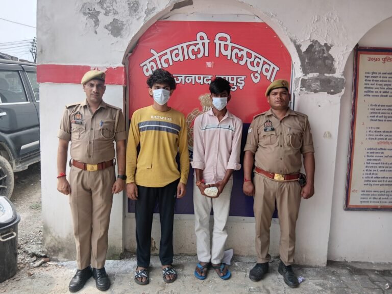 पिलखुवा में नीशू कश्यप की मौत के मामले में दो आरोपी गिरफ्तार, आधी ईंट बरामद